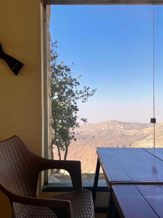 Jabal Dana Hotel - The Highest Hotel In Jordan 外观 照片